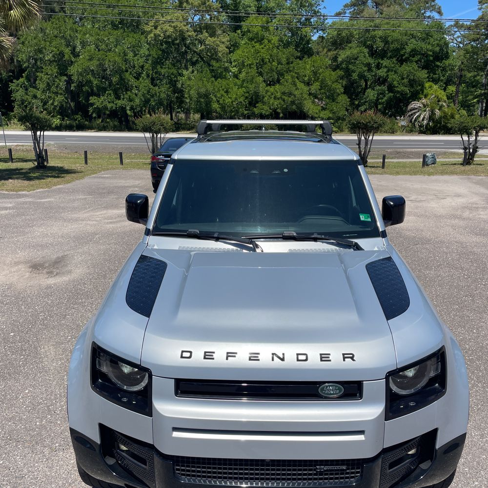 2023 Land Rover Defender 110 X-Dynamic SE