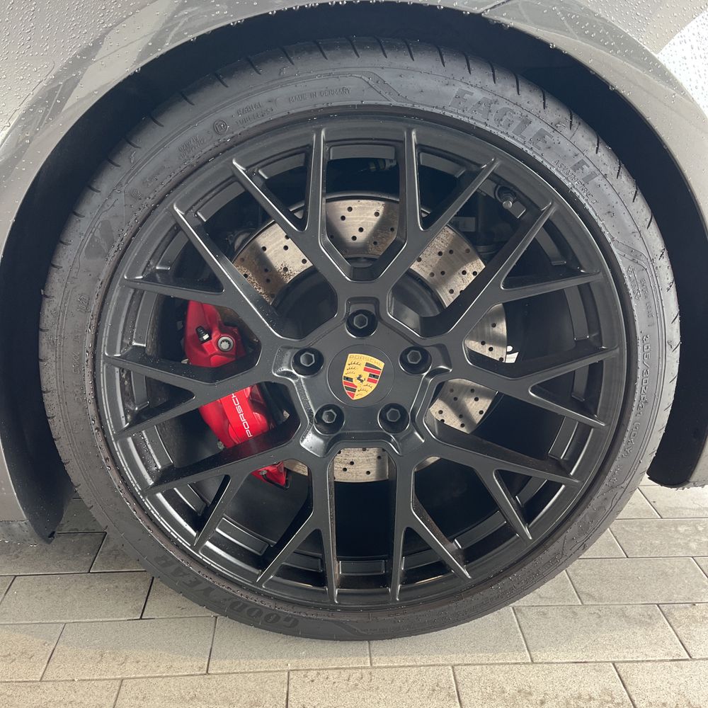 2023 Porsche 911 Carrera GTS