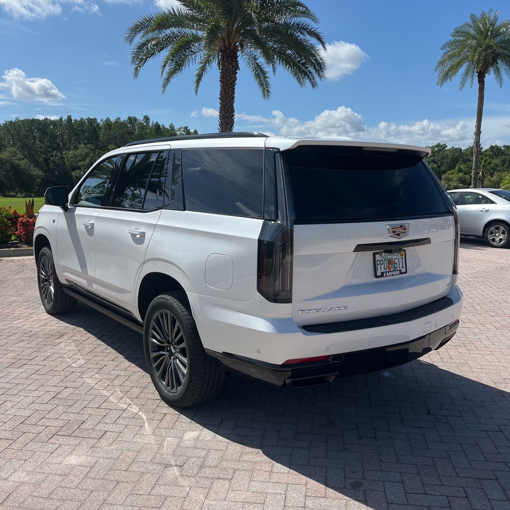 2025 Cadillac Escalade Sport Platinum