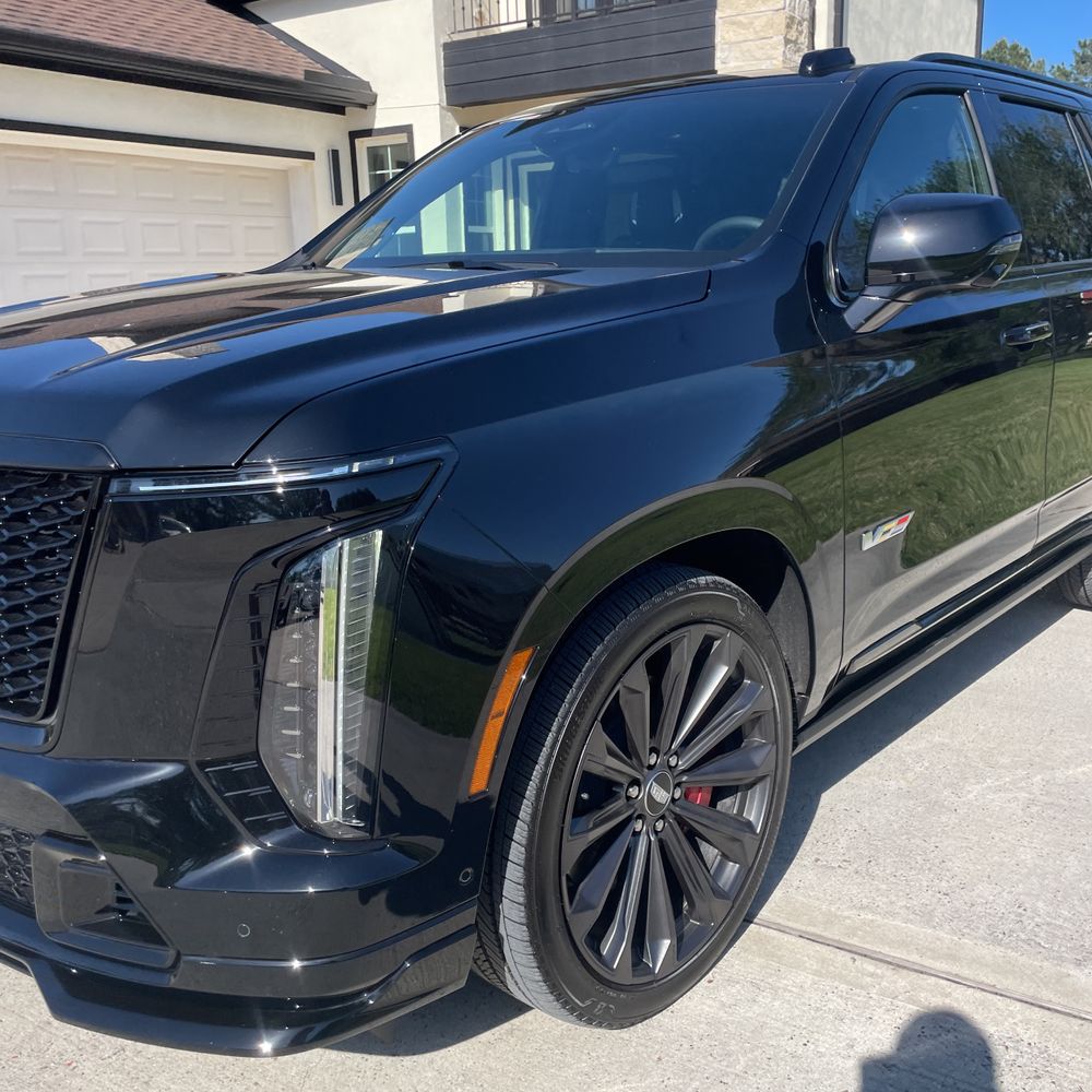 2025 Cadillac Escalade-V Base