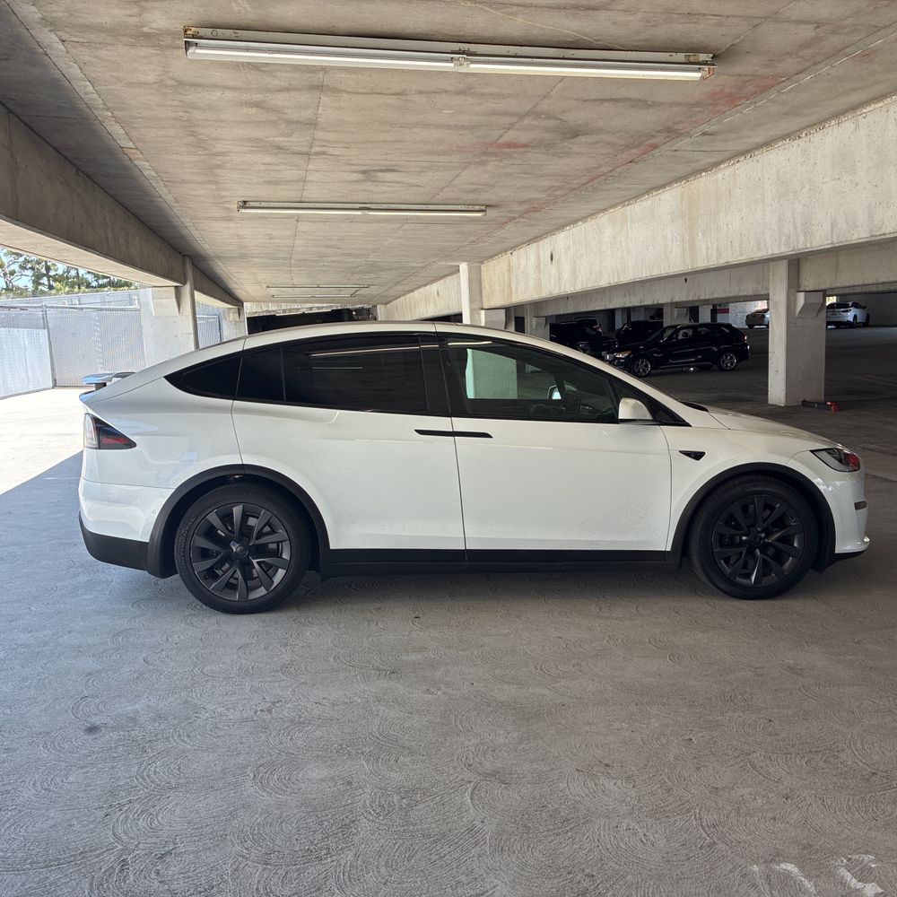 2022 Tesla Model X Plaid 4D SUV AWD