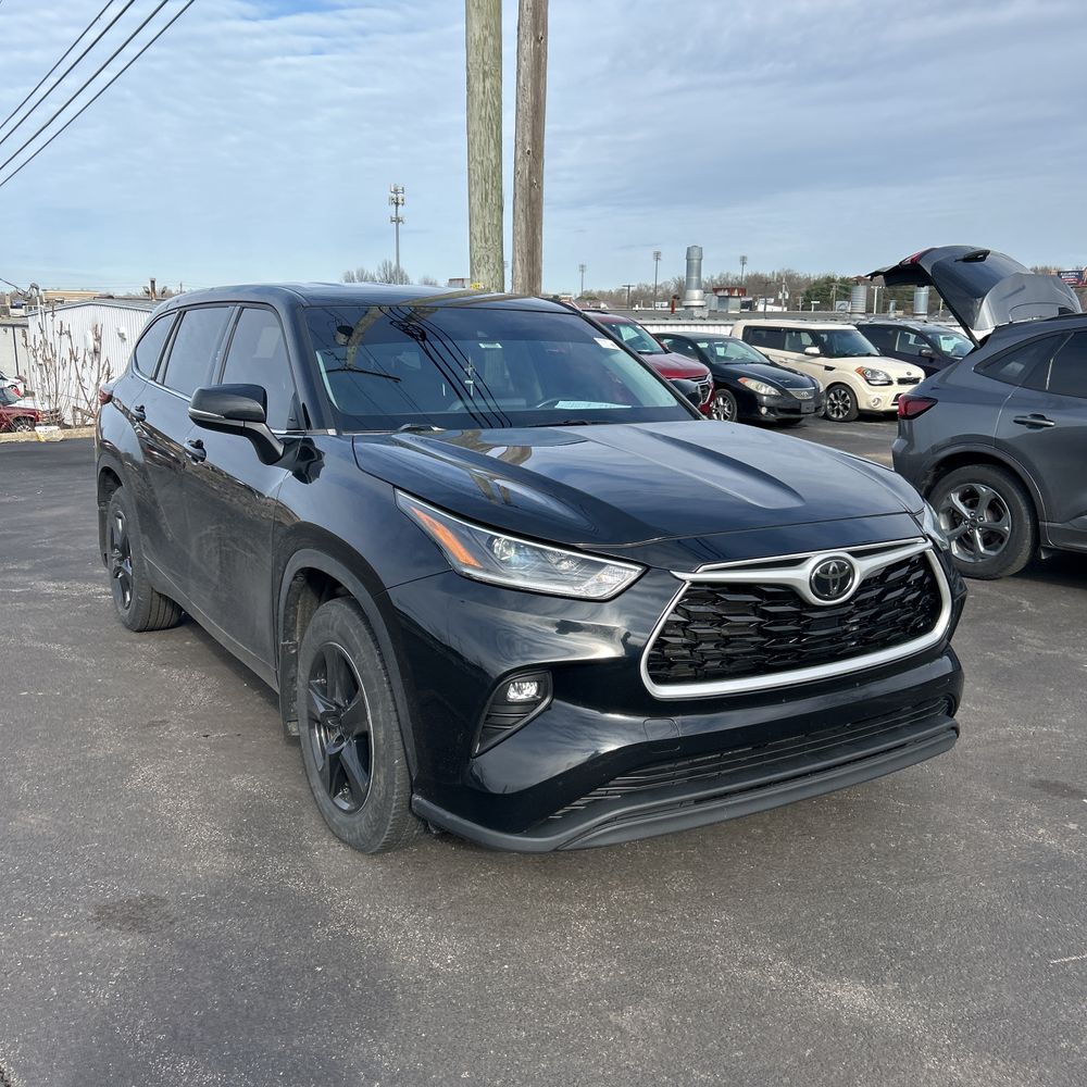 2021 Toyota Highlander LE