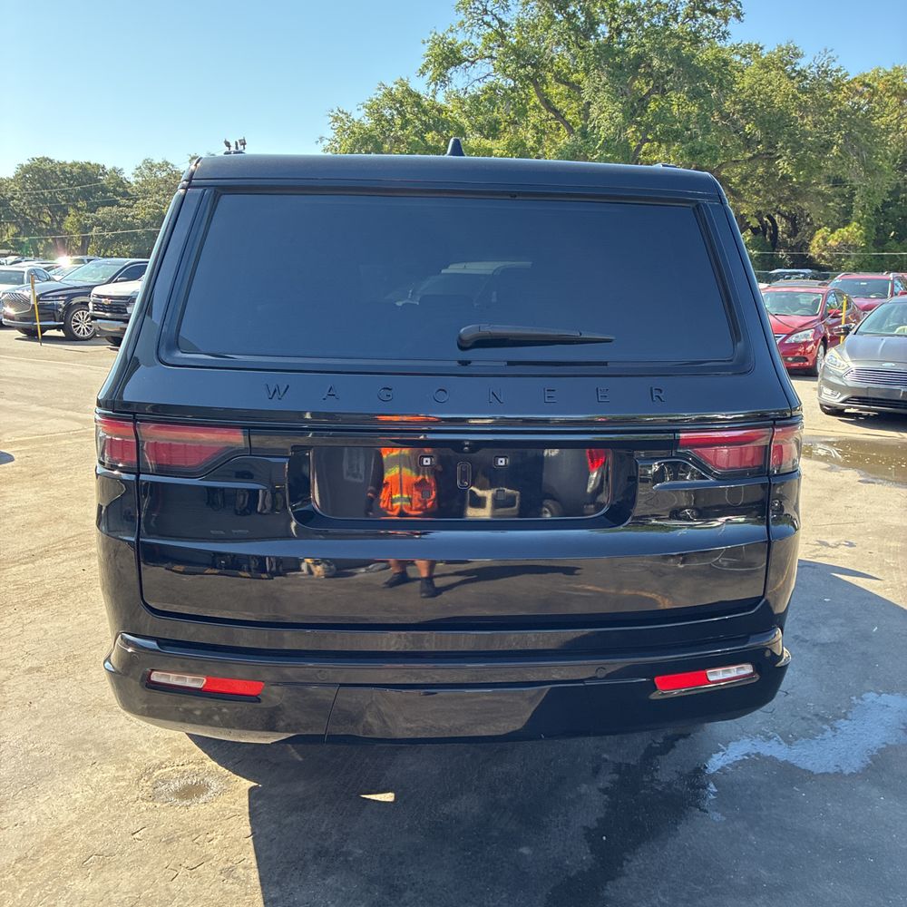 2025 Jeep Wagoneer L Series II Carbide 4x4