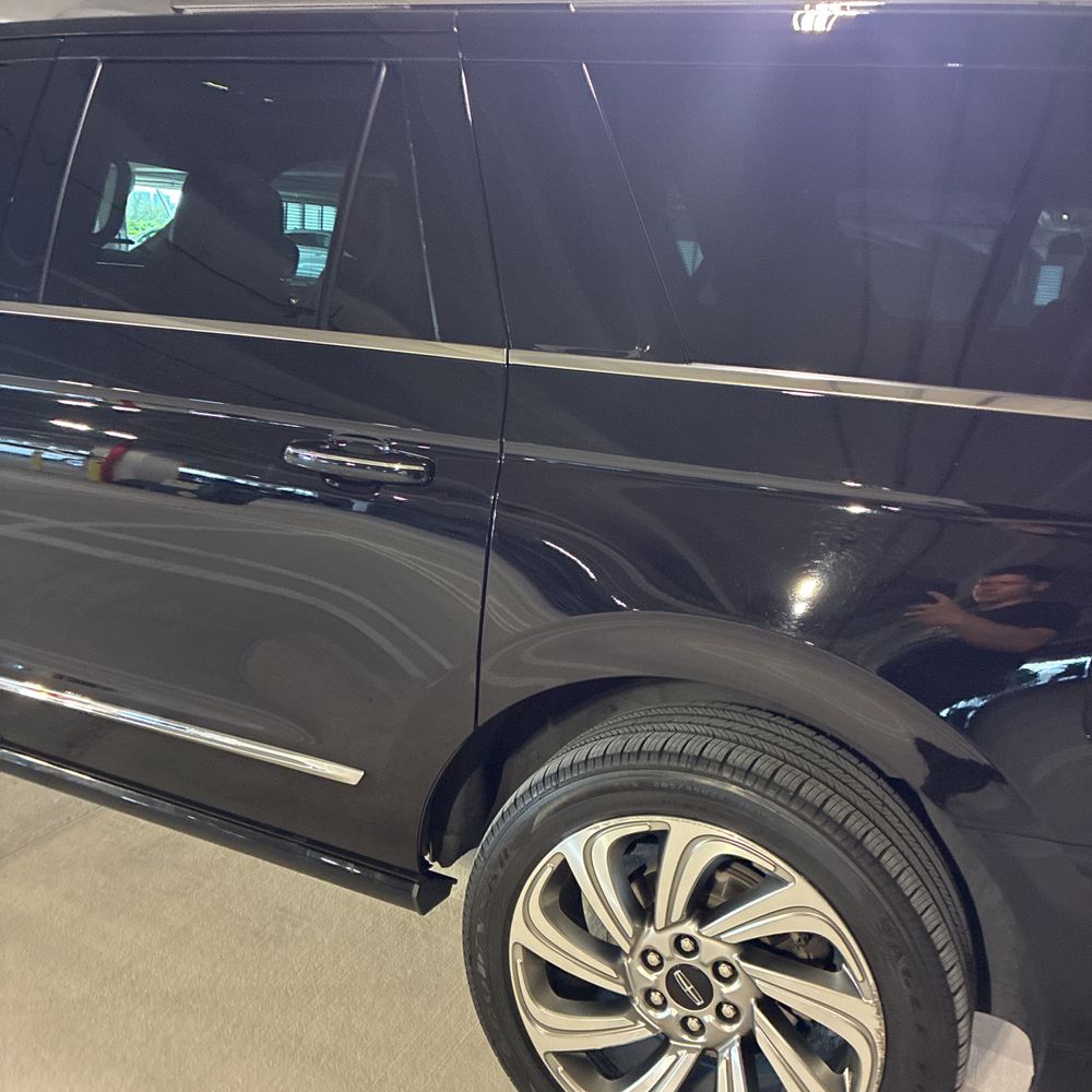 2023 Lincoln Navigator L Reserve