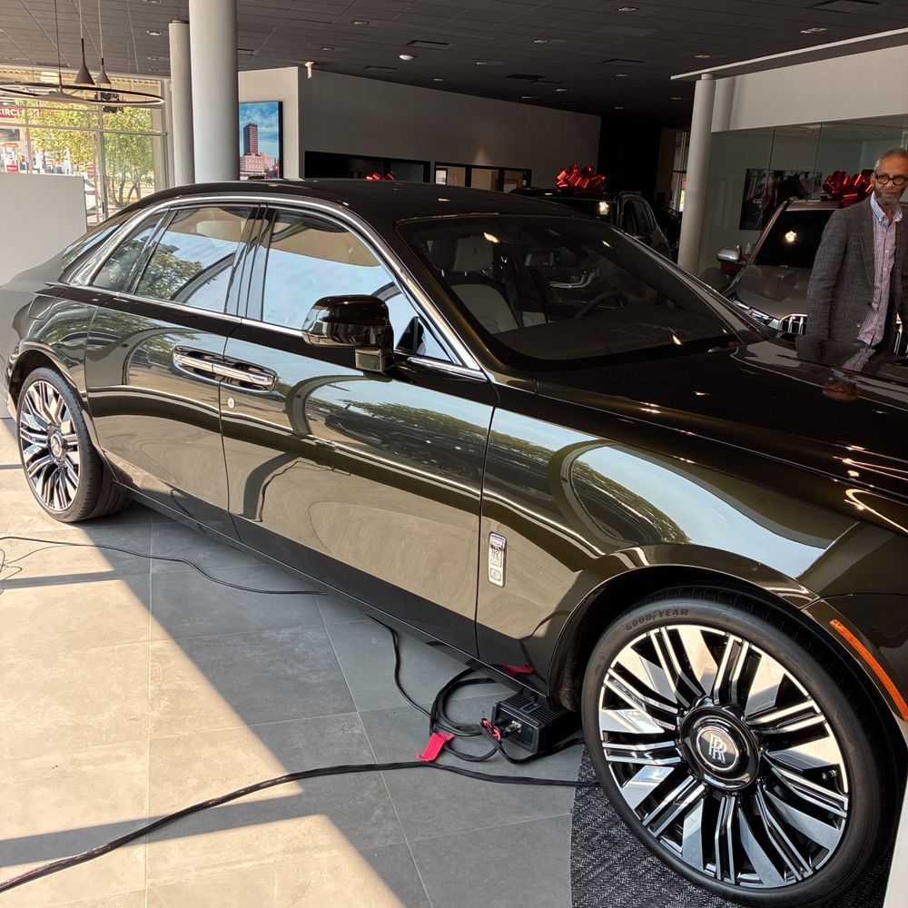 2025 Rolls-Royce Ghost