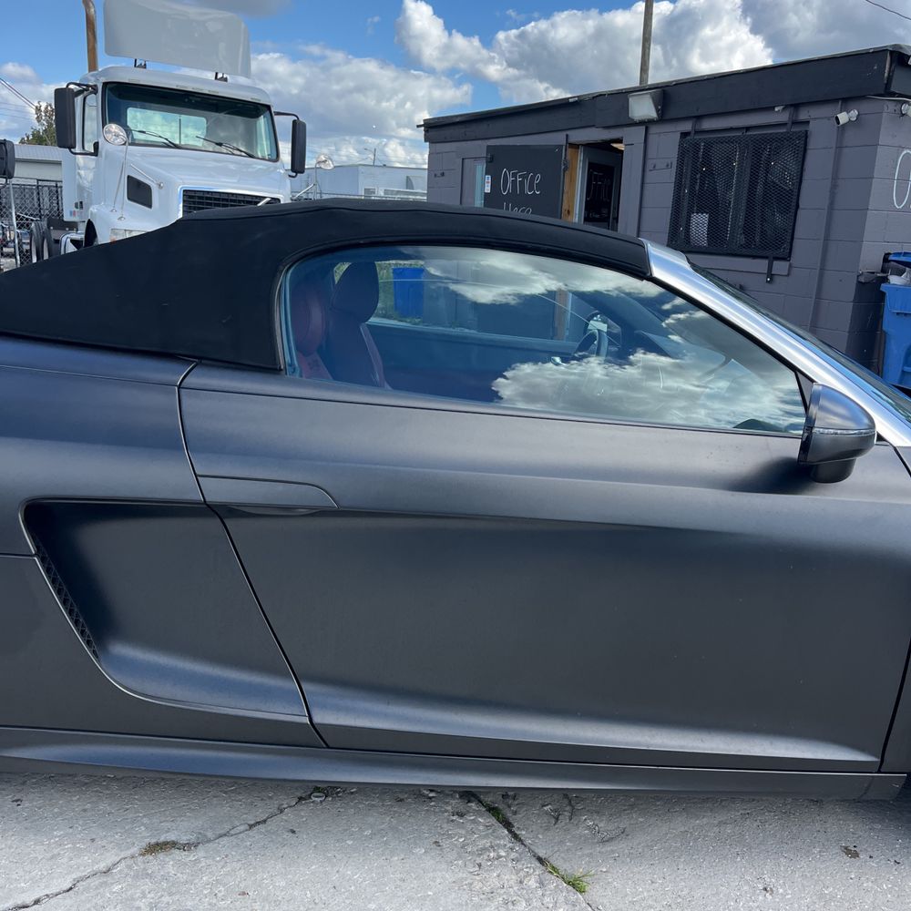 2011 Audi R8 5.2 Spyder