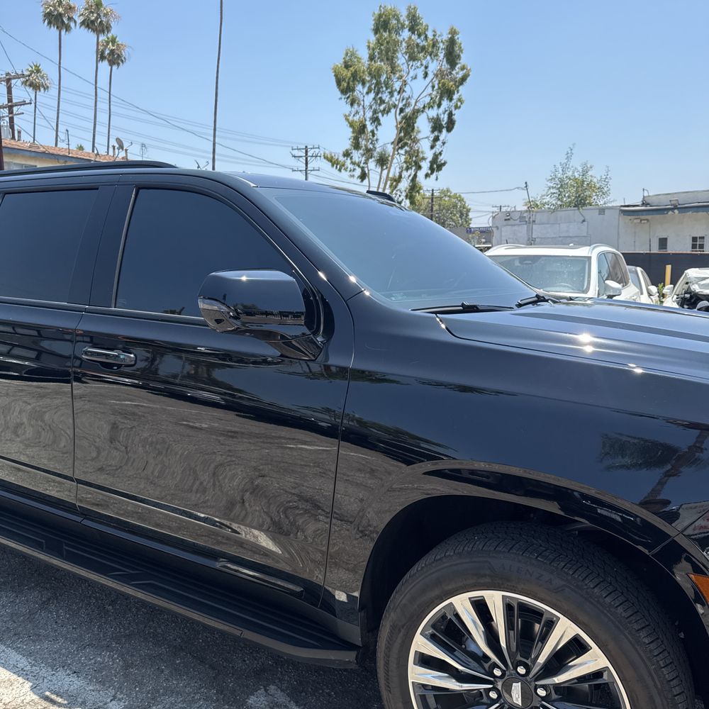 2025 Cadillac Escalade ESV Sport