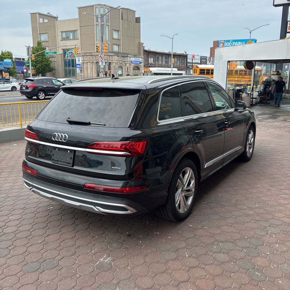 2023 Audi Q7 Prestige