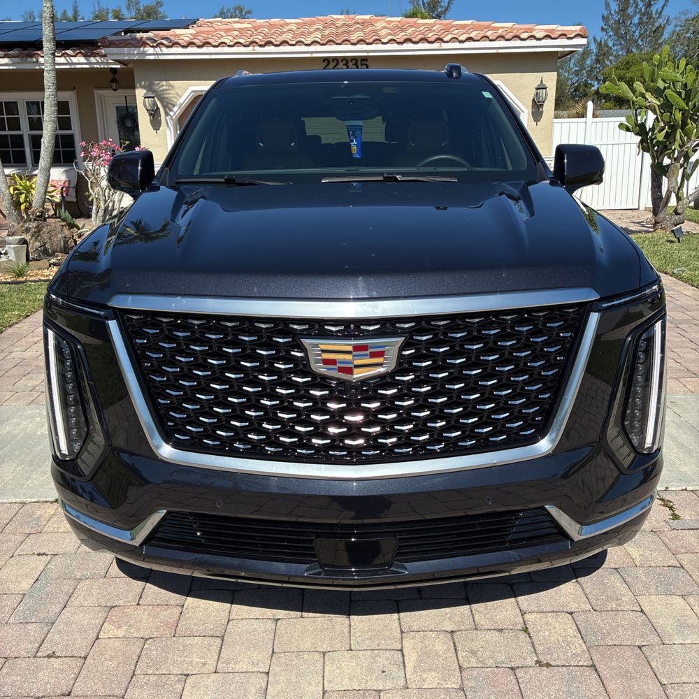 2025 Cadillac Escalade Premium Luxury
