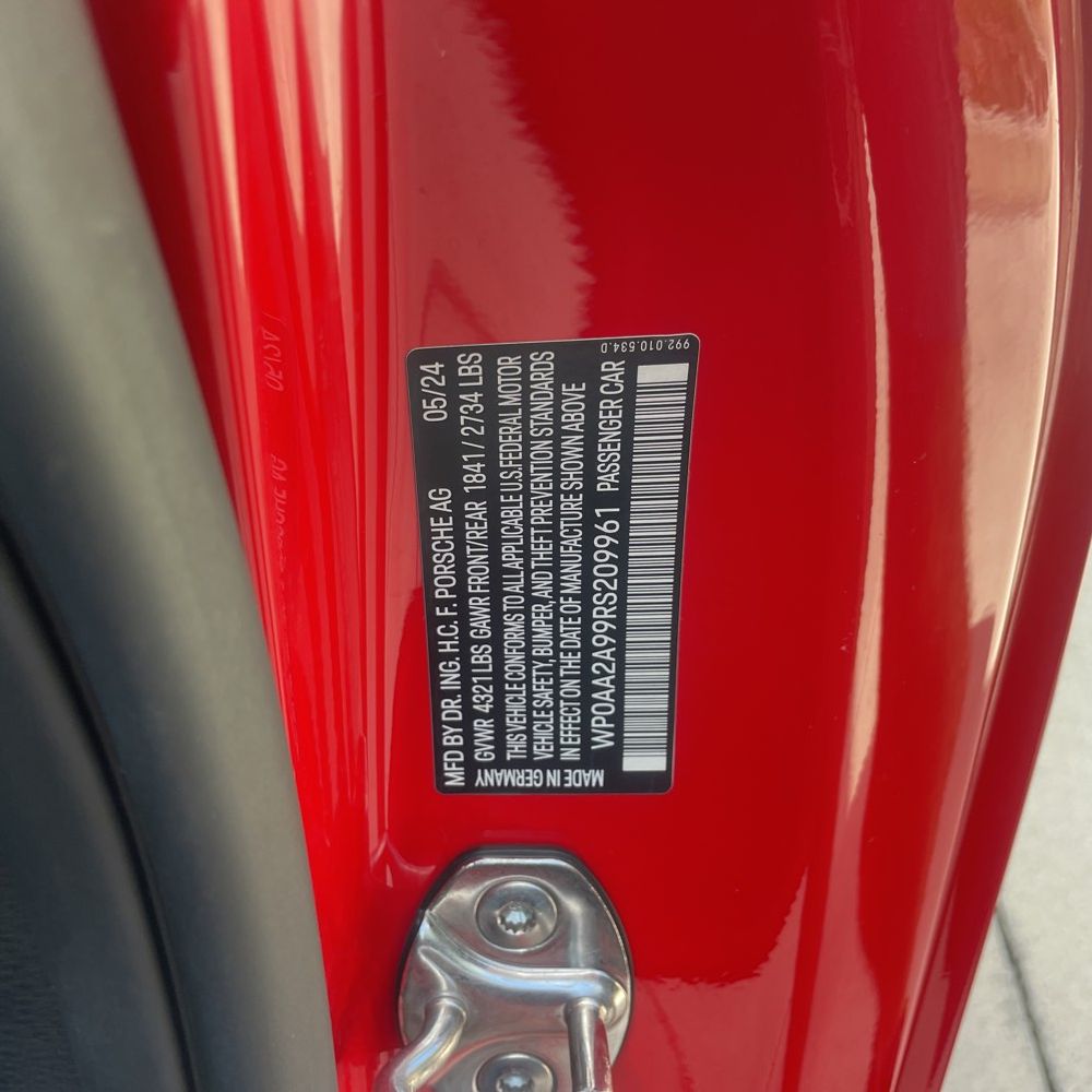 2024 Porsche 911 Carrera