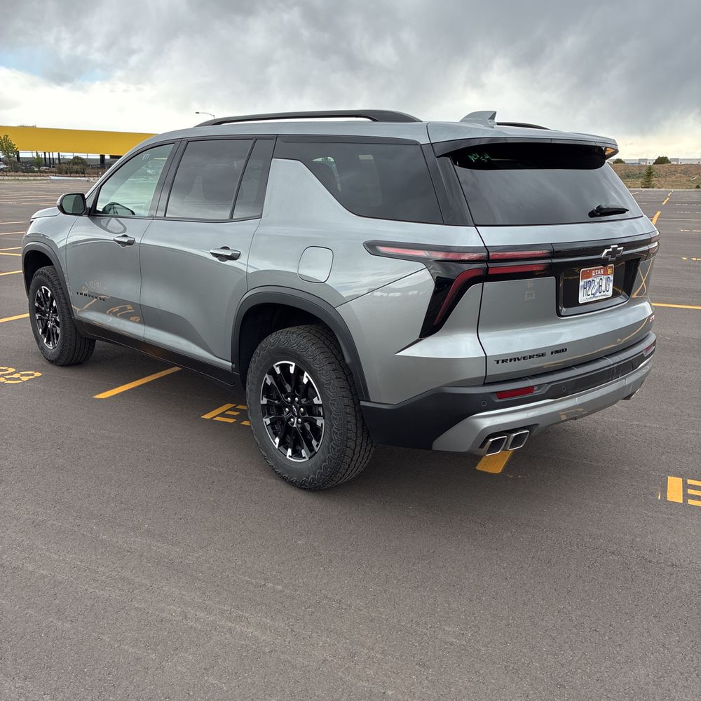 2025 Chevrolet Traverse Z71