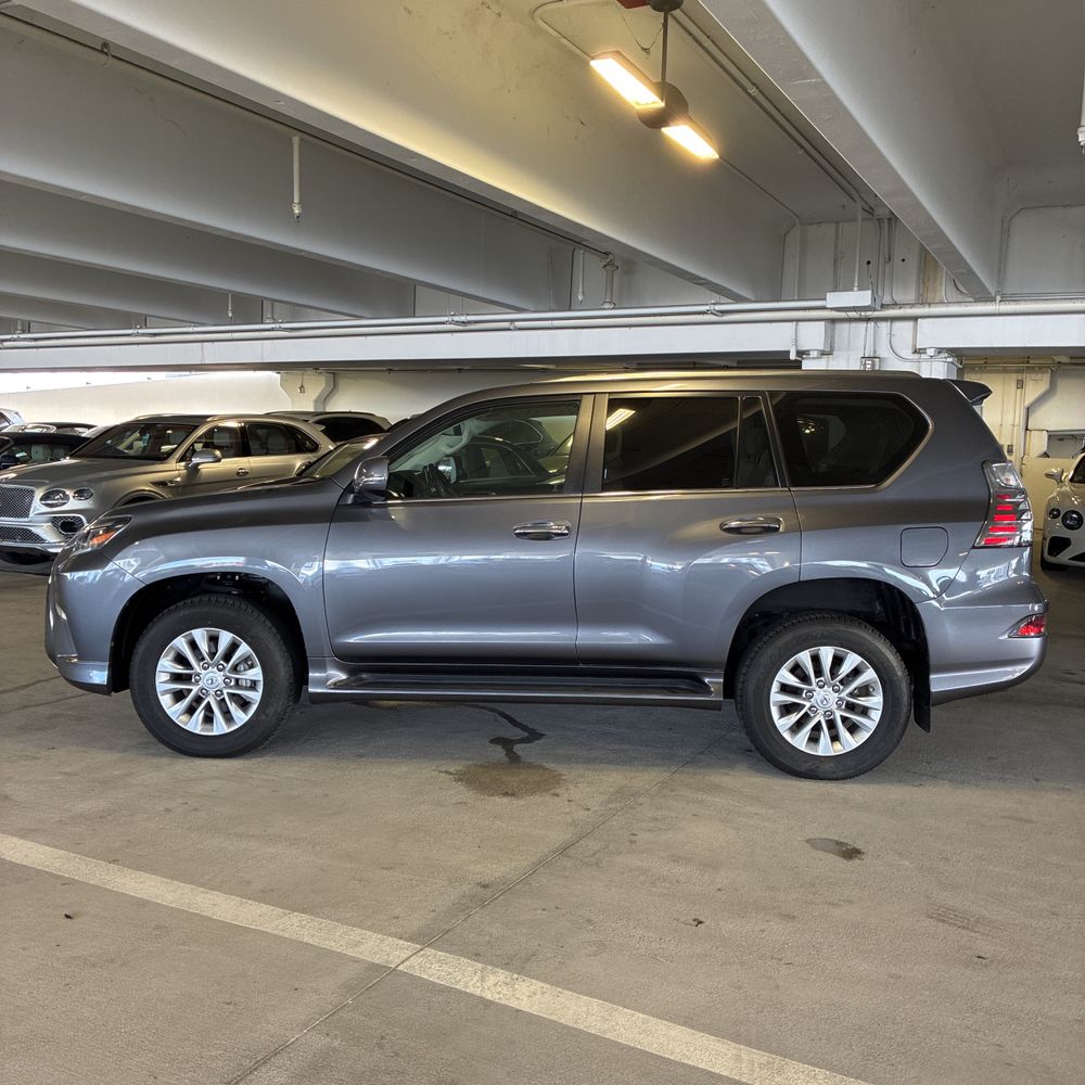 2023 Lexus GX 460 Base