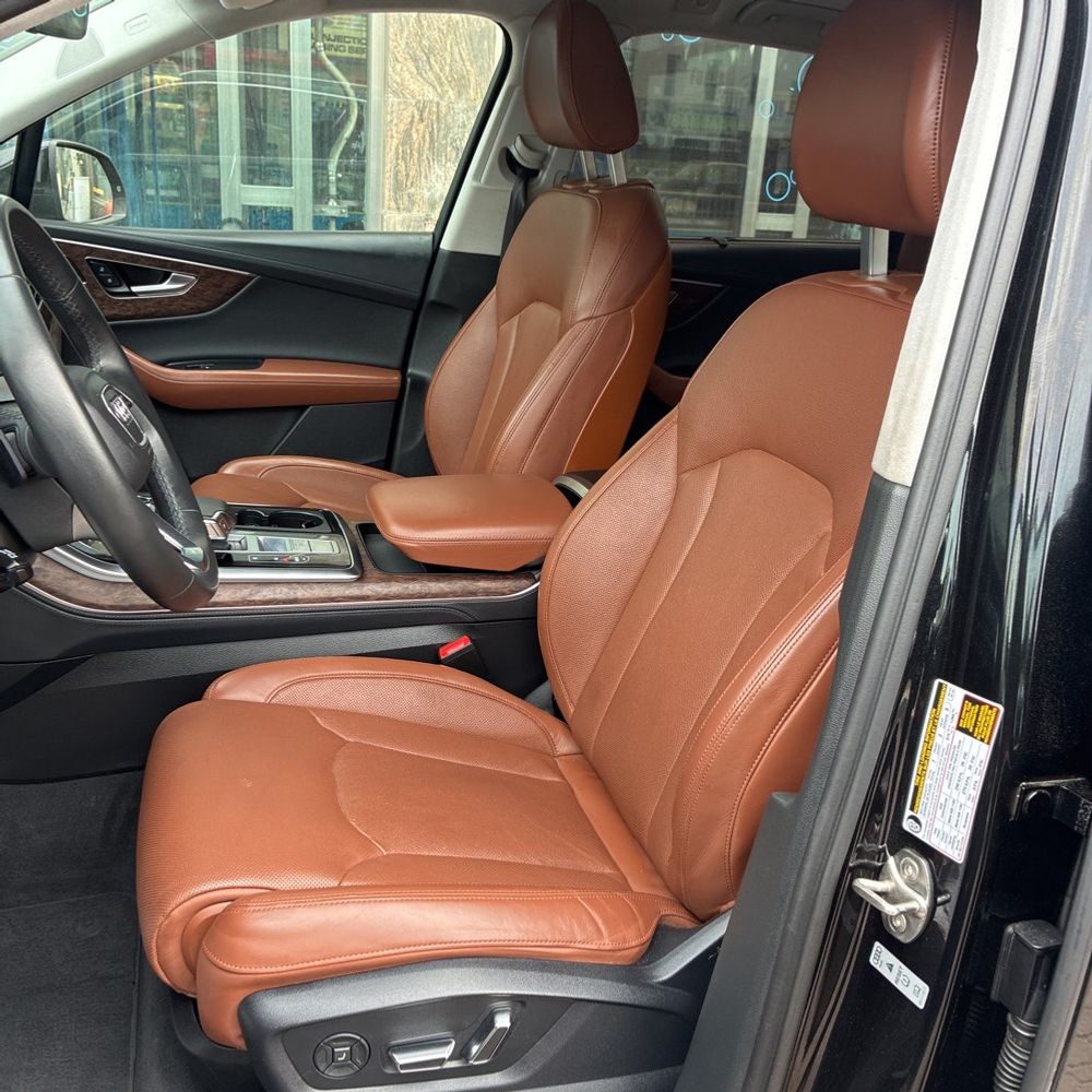 2023 Audi Q7 Prestige