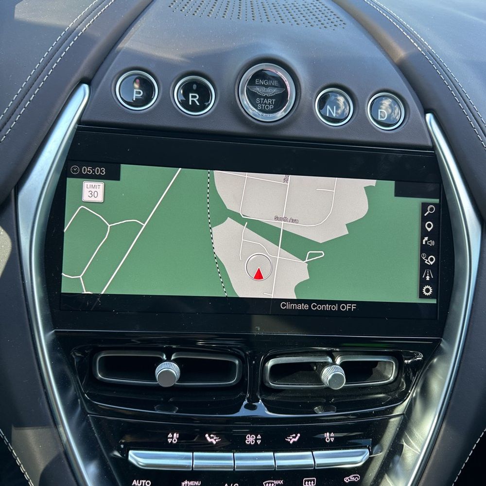 2024 Aston Martin DBX 707