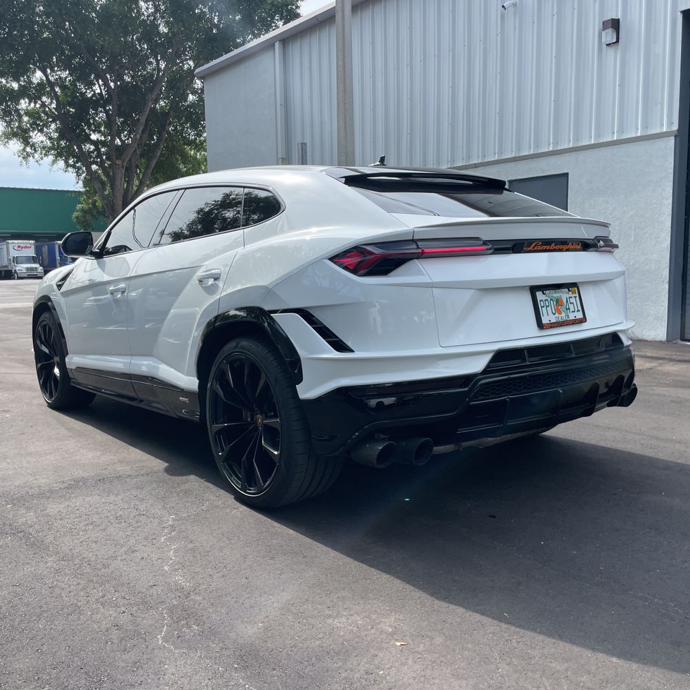 2023 Lamborghini Urus S