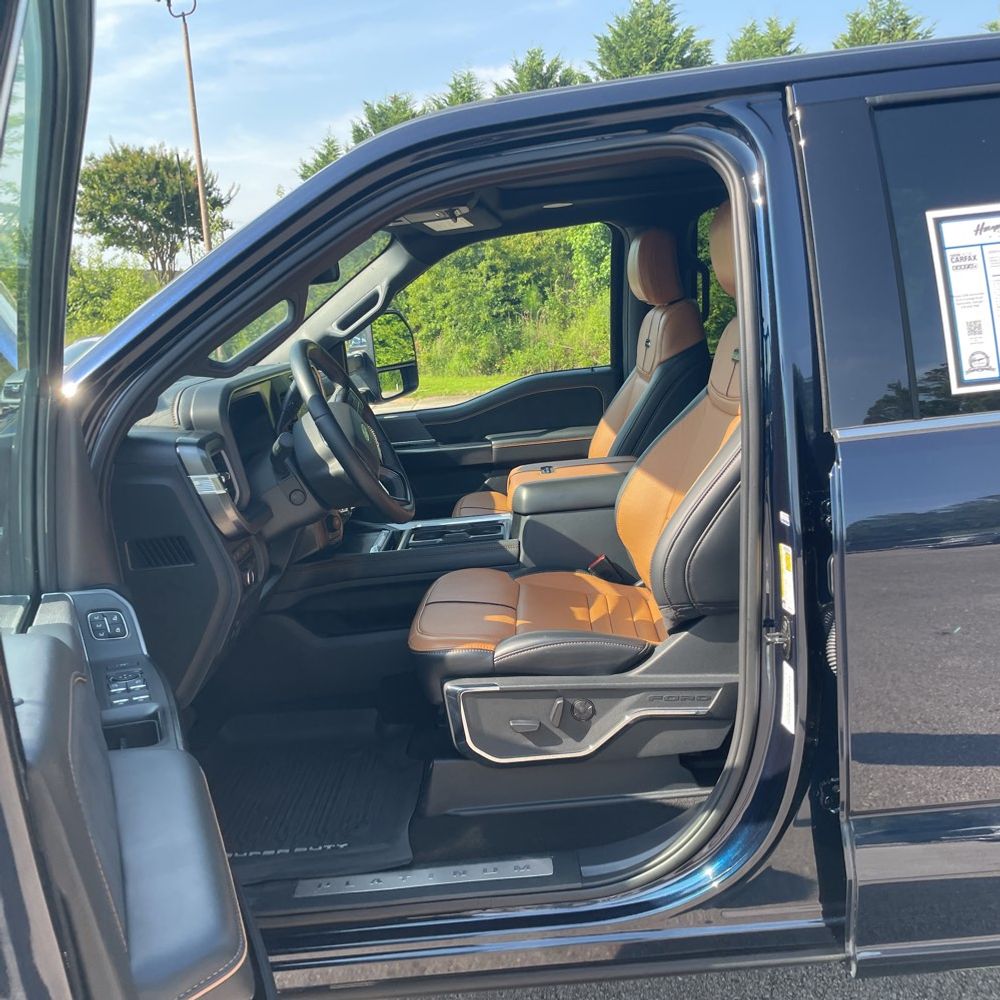 2024 Ford F-250 Super Duty Platinum