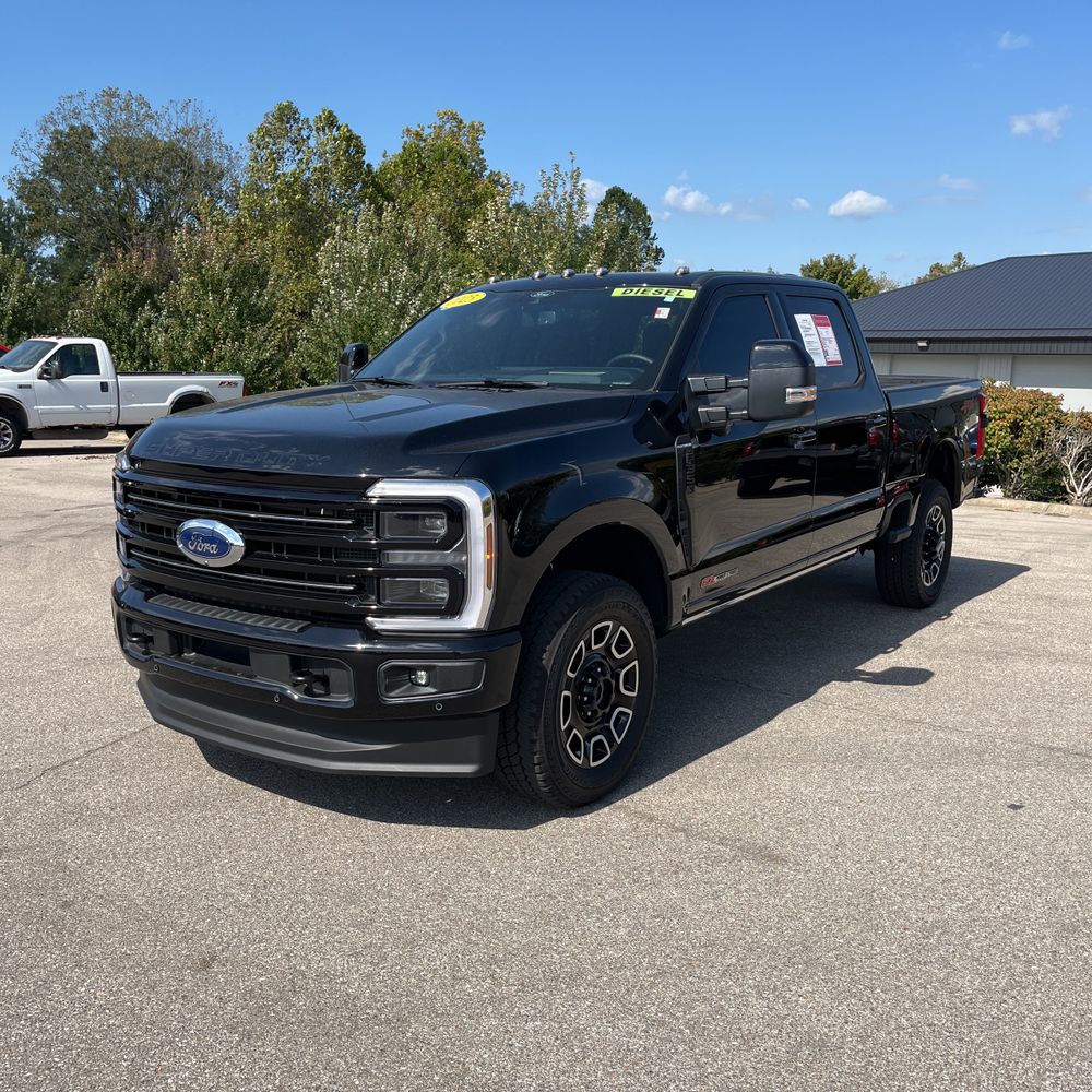 2025 Ford F-350 Super Duty Platinum