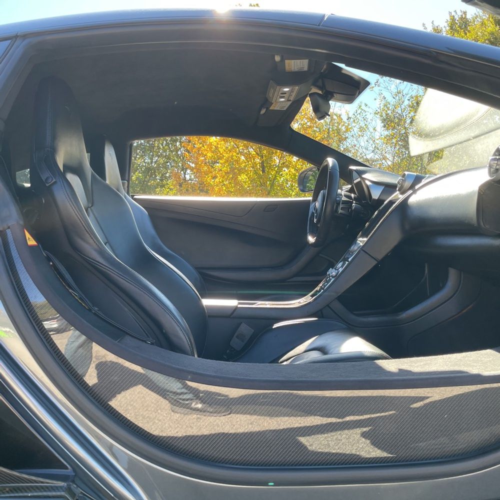 2012 McLaren MP4-12C