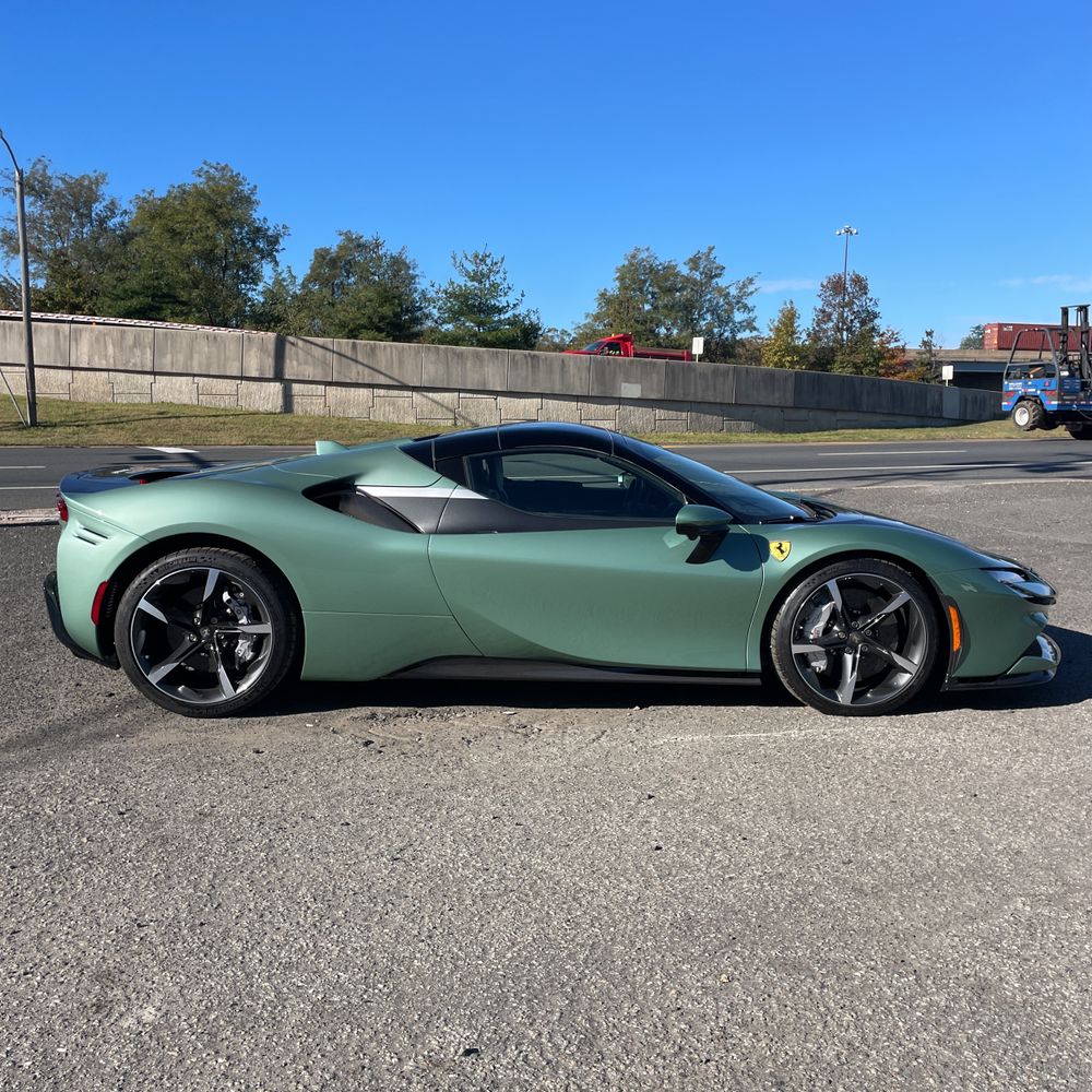 2024 Ferrari SF90 Spider