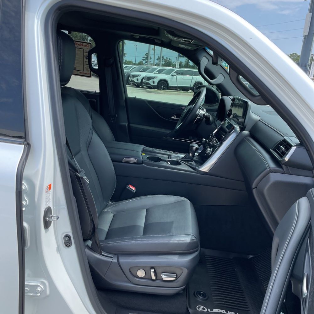 2024 Lexus LX 600 Luxury