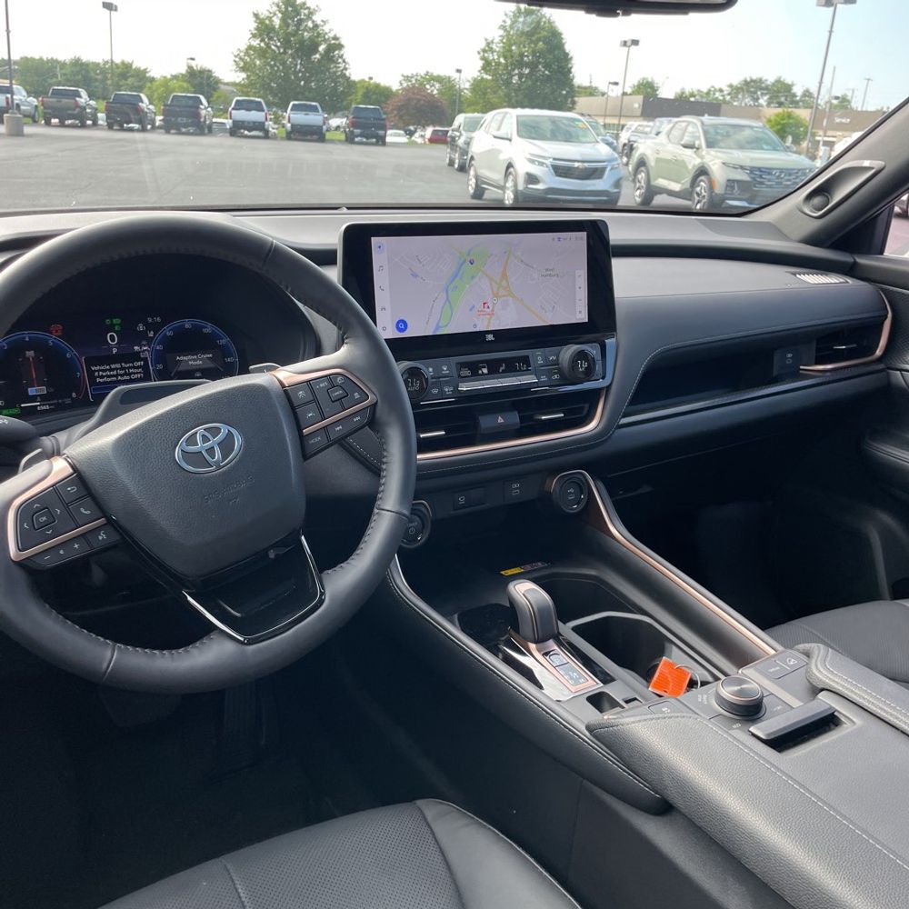 2024 Toyota Grand Highlander Hybrid MAX Platinum