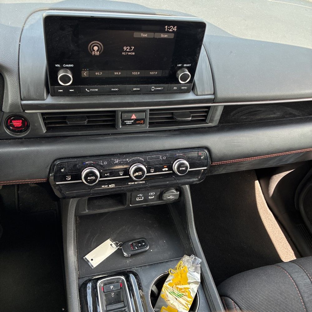 2025 Honda Pilot Sport