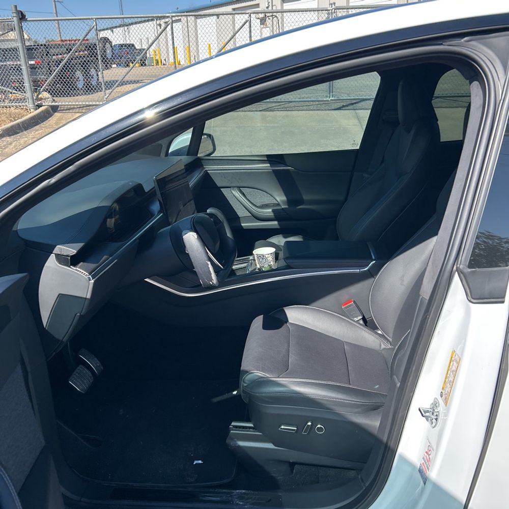 2022 Tesla Model X Plaid
