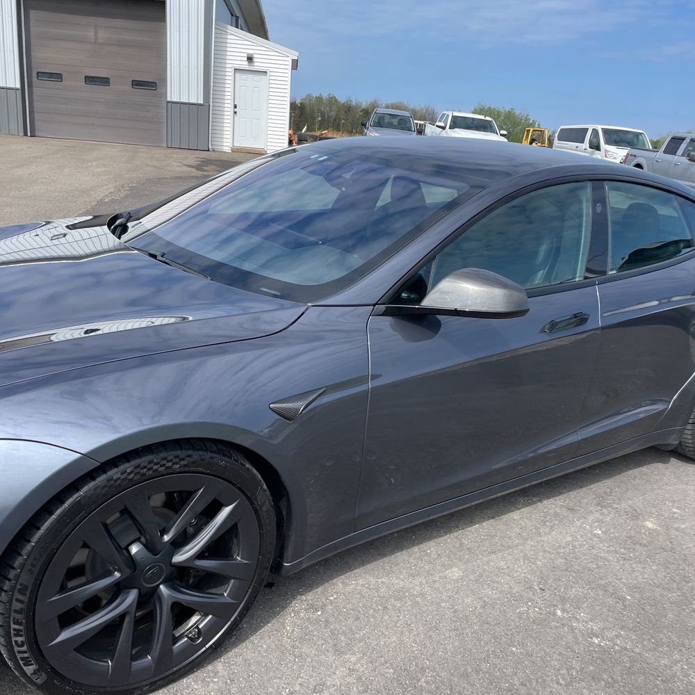 2022 Tesla Model S Base