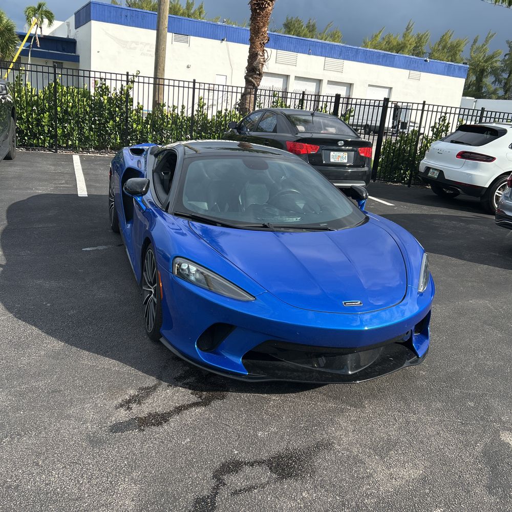 2021 McLaren GT  2D Coupe