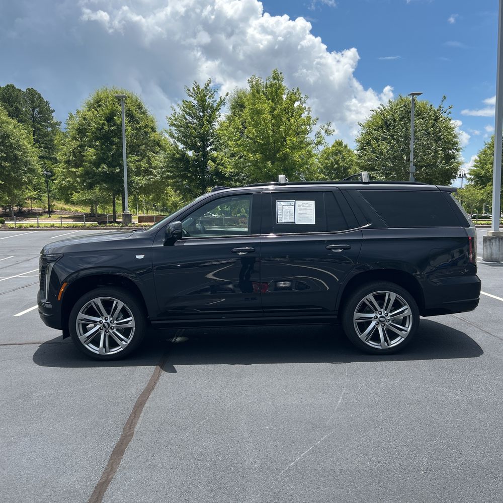 2025 Cadillac Escalade Sport Platinum