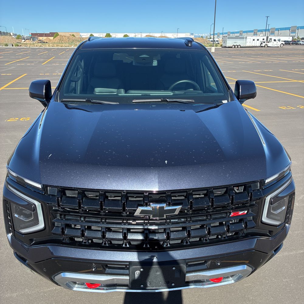 2025 Chevrolet Suburban Z71