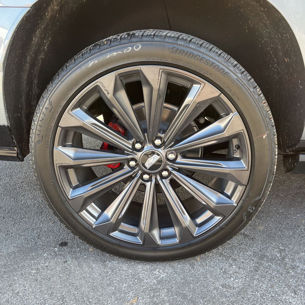 2025 Cadillac Escalade ESV V-Series