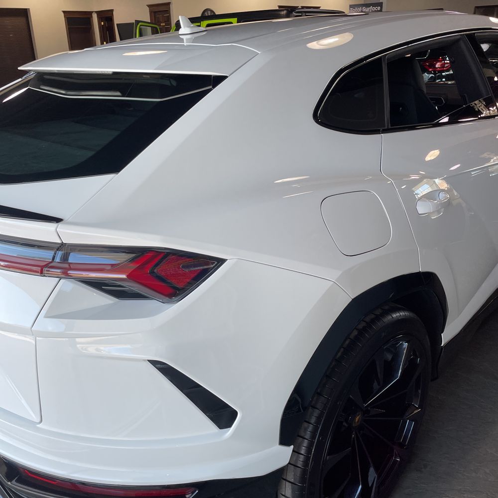 2022 Lamborghini Urus Base