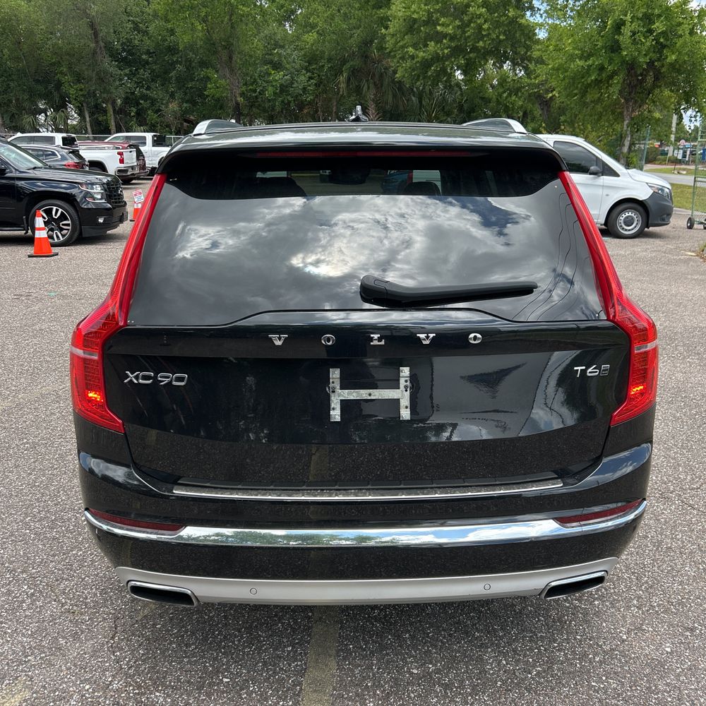 2021 Volvo XC90 T6 Inscription 7 Passenger