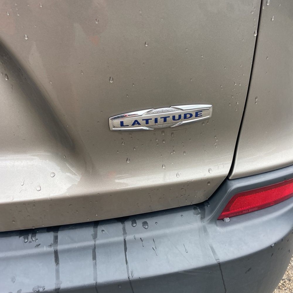 2019 Jeep Cherokee Latitude photo 23