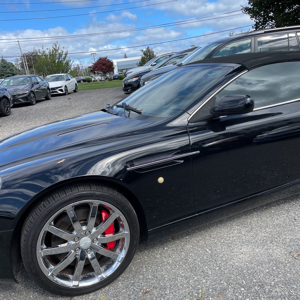 2005 Aston Martin DB9 Volante