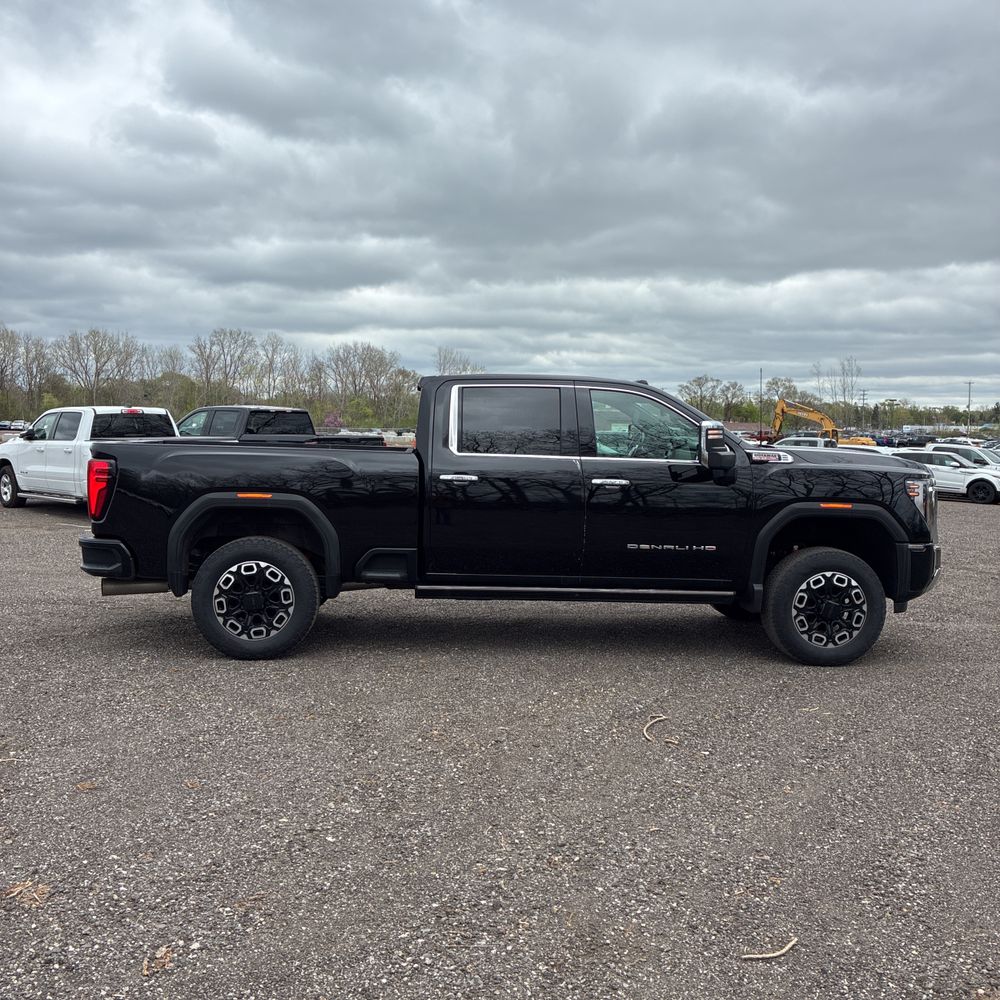 2024 GMC Sierra 2500 Denali