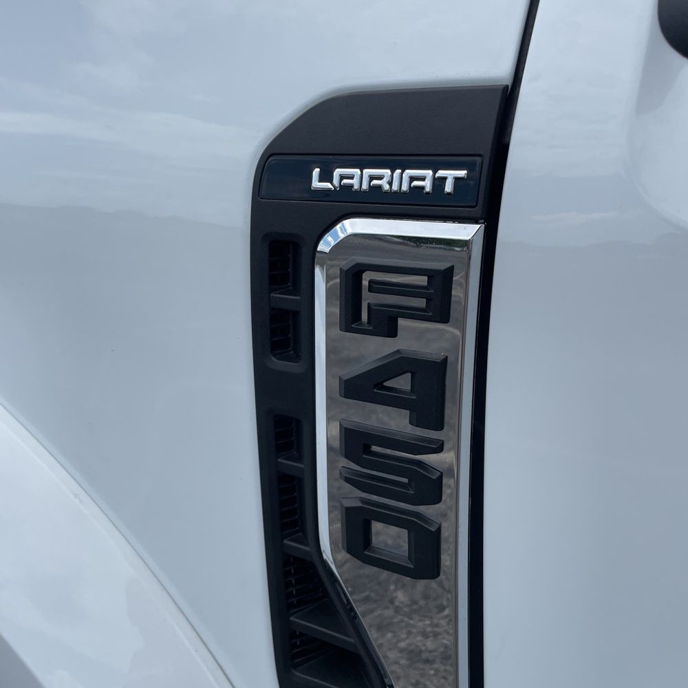 2025 Ford F-450 Super Duty Lariat