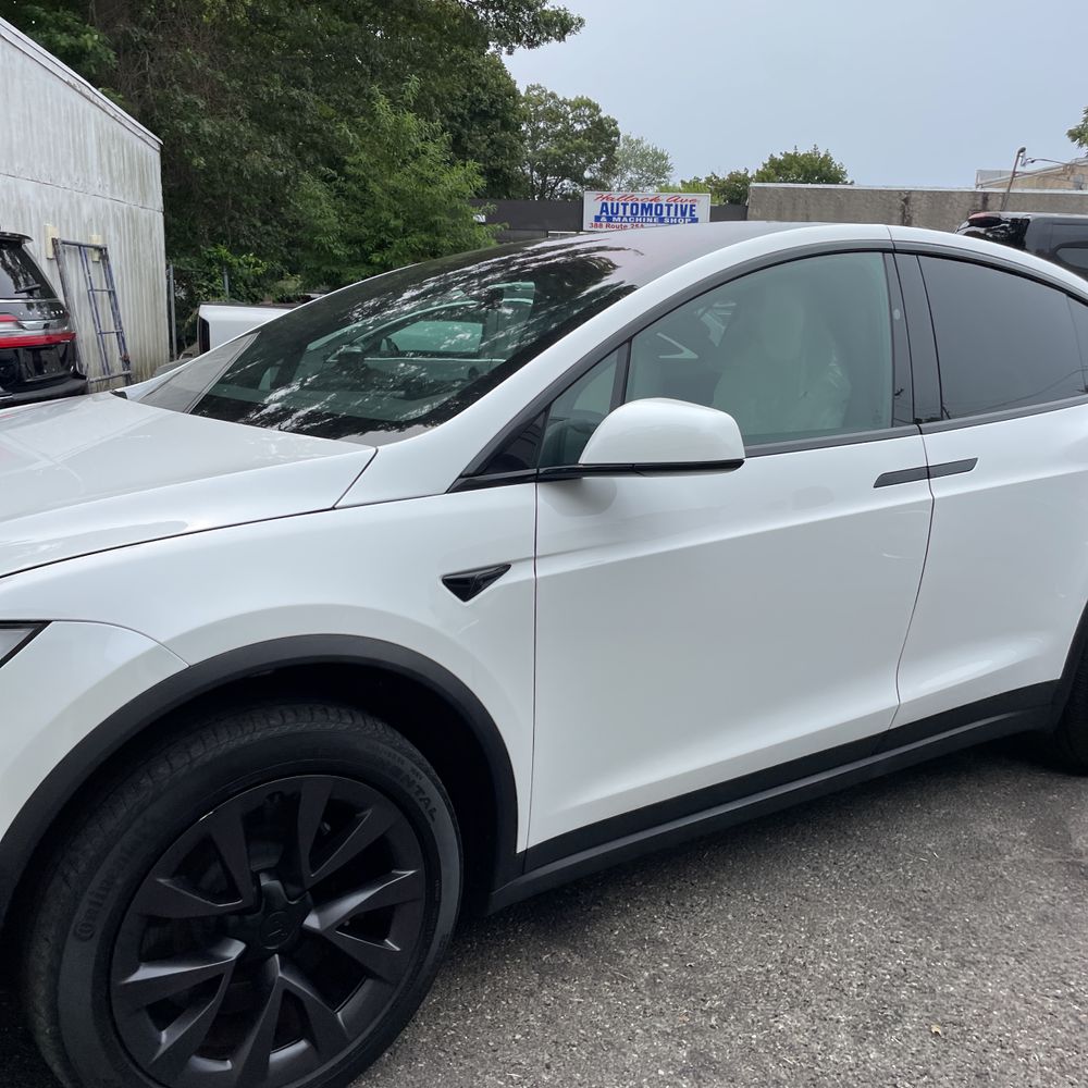 2022 Tesla Model X Plaid