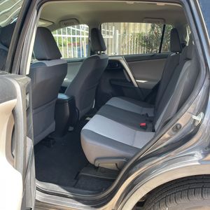 2015 Toyota RAV4 LE — фото 34