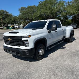 CHEVROLET SILVERADO - 1