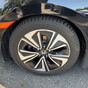2016 Honda CIVIC EX-L — миниатюра 17