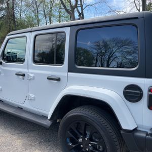 JEEP WRANGLER 4XE SAHARA 4X4 - 6