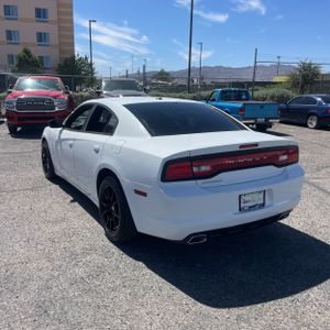 DODGE CHARGER SE - 5
