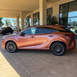 صورة 2 لـ 2023 Lexus RX 500H F SPORT PERFORMANCE