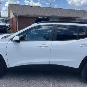 2025 Chevrolet TRAX LT 照片 4