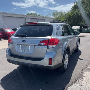 SUBARU OUTBACK 3.6R LIMITED - 8