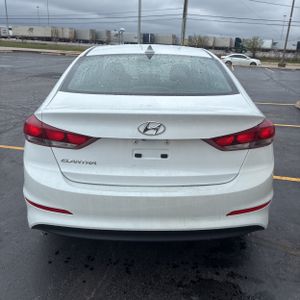 HYUNDAI ELANTRA SEL - 7