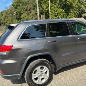 2017 JEEP GRAND CHEROKEE LAREDO — фото 9