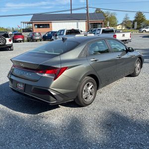 HYUNDAI ELANTRA SE - 8